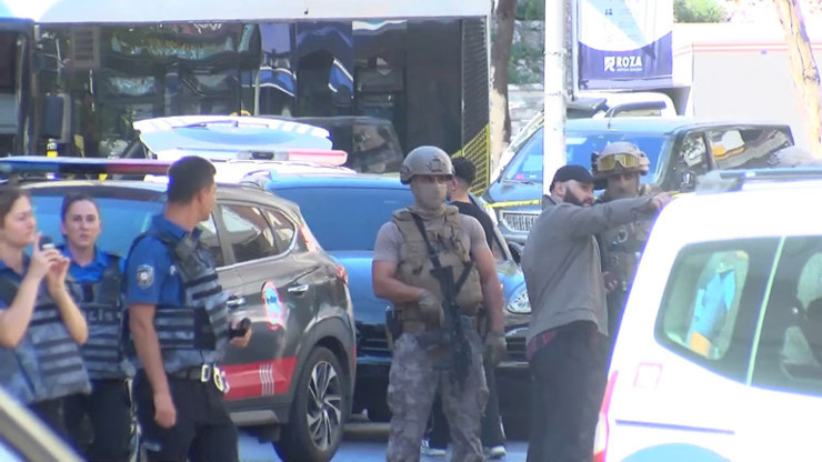 مقتل الشابة شريفة غزار برصاص شخص كانت قد اتصلت بوالدها طلباً للنجدة منه قبل وفاتها