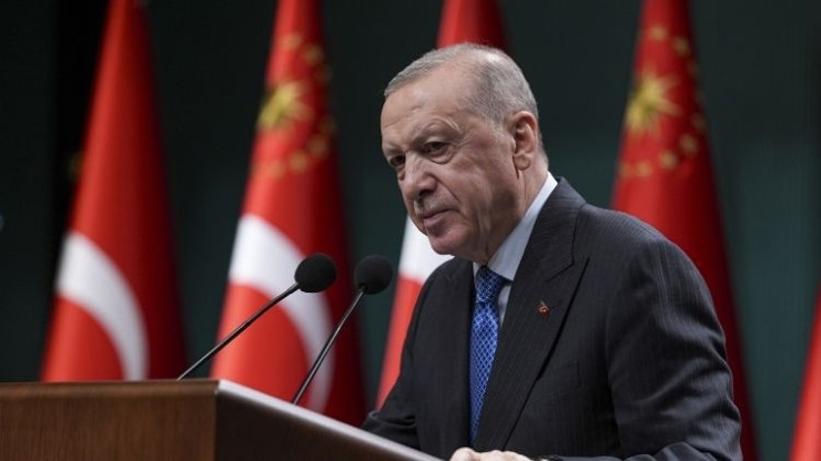 أردوغان يستقبل رئيس وزراء لبنان في إسطنبول غداً