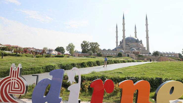 مليونا زائر لجامع السليمية في خمسة أشهر بعد ترميم دام 4.5 أعوام