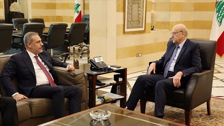 تركيا تمد يد العون للبنان
