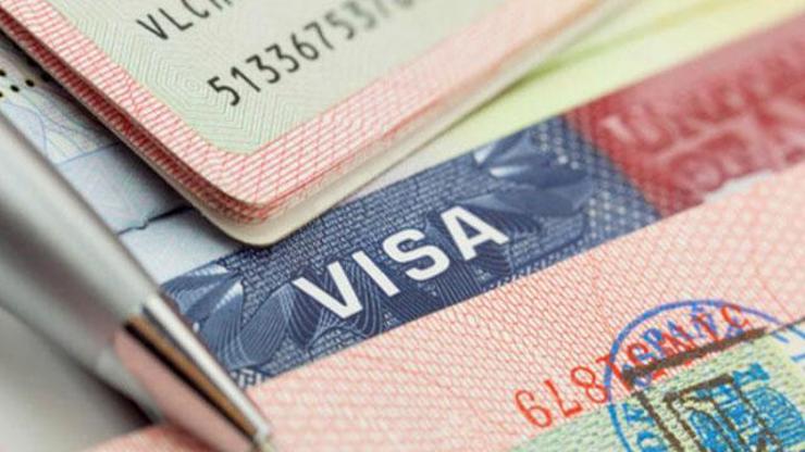 الولايات المتحدة توقف جميع طلبات تأشيرات الهجرة وسط تشديد القيود