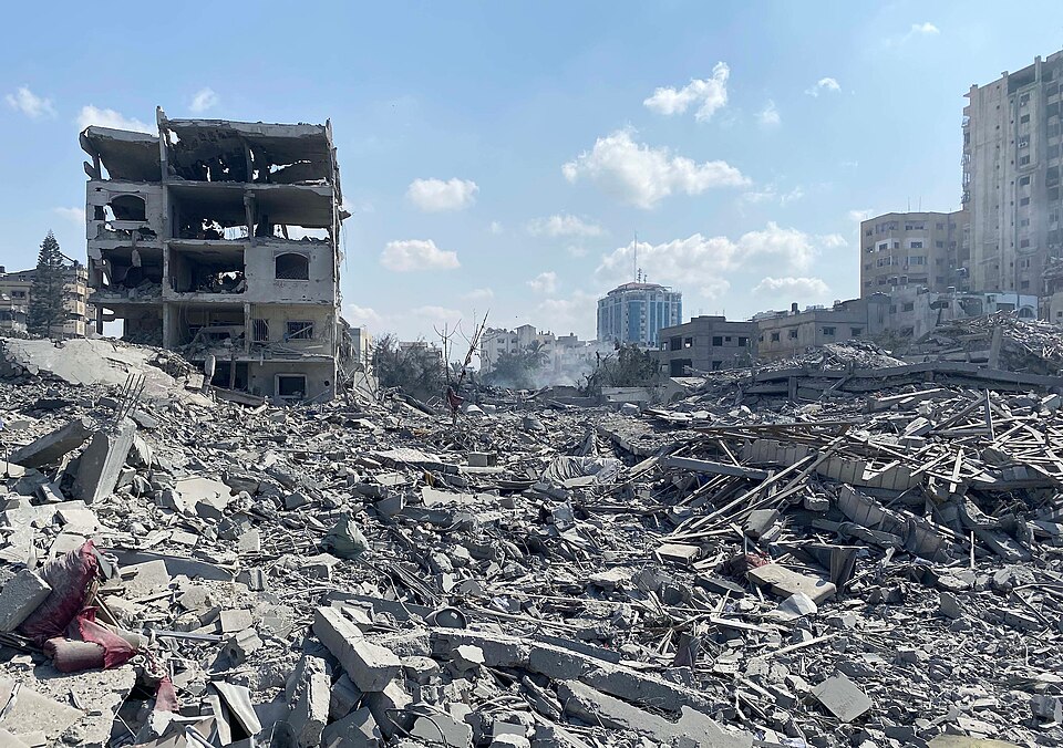 The death toll in Gaza rises to 73,221 since October 2023