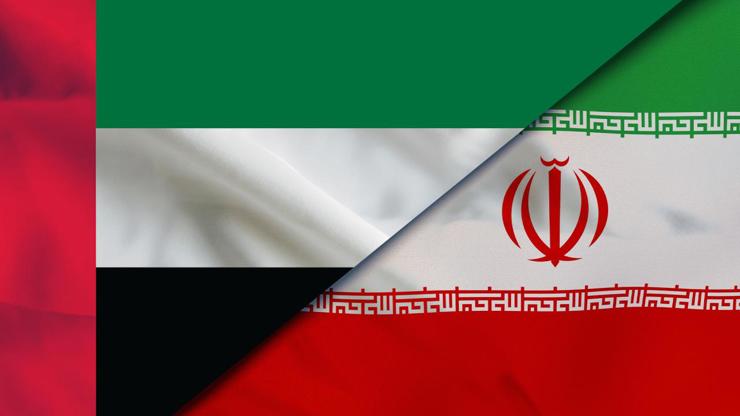 عاجل.. مصرع بحّار وإصابة 8 إثر استهداف إيران ناقلتين إماراتيتين بصواريخ كروز جنوب مضيق هرمز