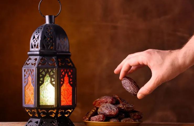 هل يجوز صيام يوم عرفة للحاج؟