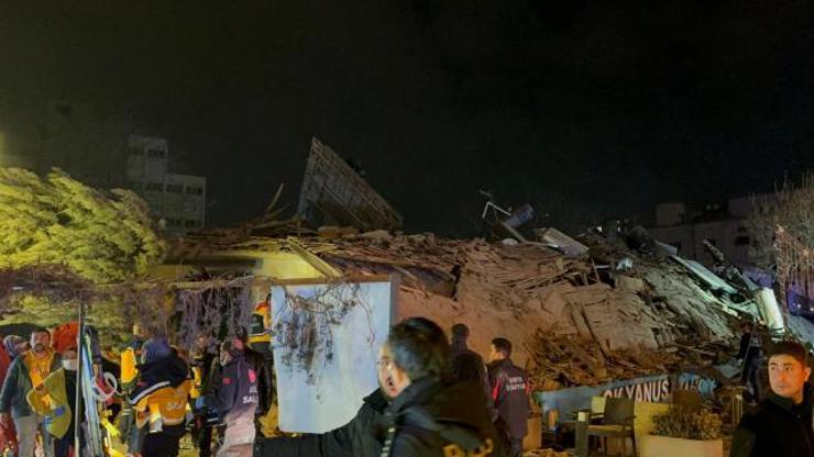 عاجل:انهيار مبنى مأهول في ولاية قونية التركية