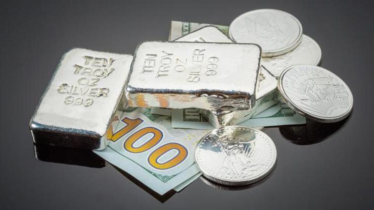 الفضة تهبط 3.6% إلى 55.50 دولاراً للأونصة.. أدنى مستوى منذ نوفمبر 2025
