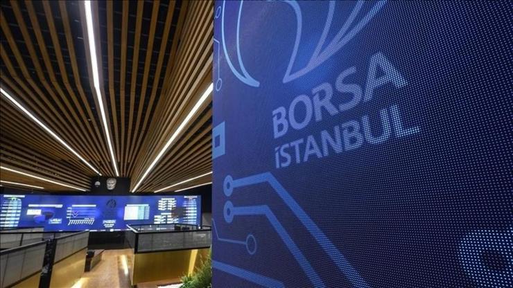 بورصة إسطنبول تفتتح التداول بانخفاض حاد ومؤشر BIST 100 يهبط دون 14 ألف نقطة