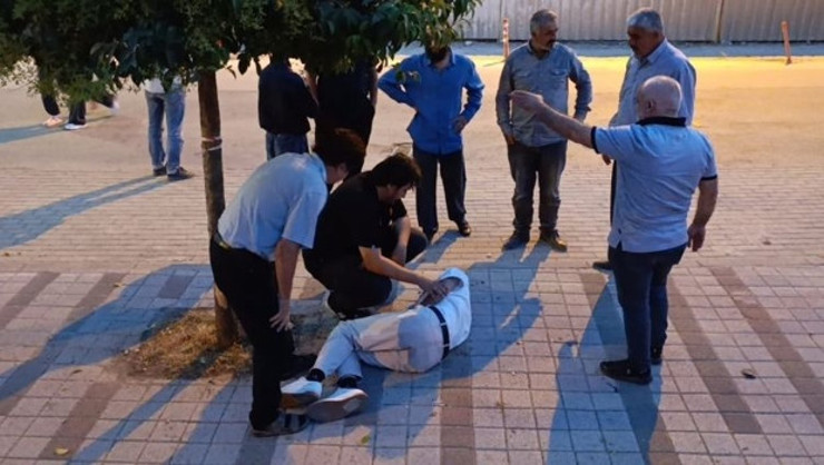 طبيبٌ يقفز من فوق سورٍ لإنقاذ سائق درّاجةٍ ناريّة مصابٍ بحادثٍ في إينه‌گول ببورصة