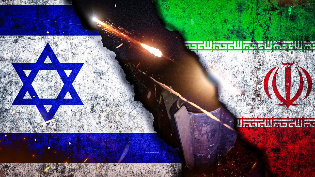 إيران تهدد إسرائيل بالرد وتصف تصريحات ترامب المهينة بأنها "تليق به"