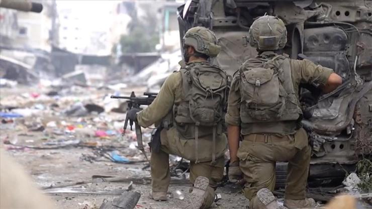 جيش الاحتلال يصيب طفلاً فلسطينياً (14 عاماً) بالرصاص في الضفة الغربية ويعتقل 5