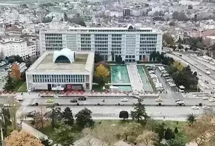 تأجيل جلسة قضية «الفساد» ضد بلدية إسطنبول إلى الغد
