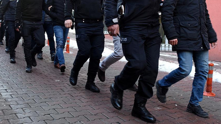 عملية أمنية ضد شبكة رهانات غير قانونية في 25 ولاية تركية: توقيف 159 شخصاً وتداول مالي بـ5 مليارات ليرة