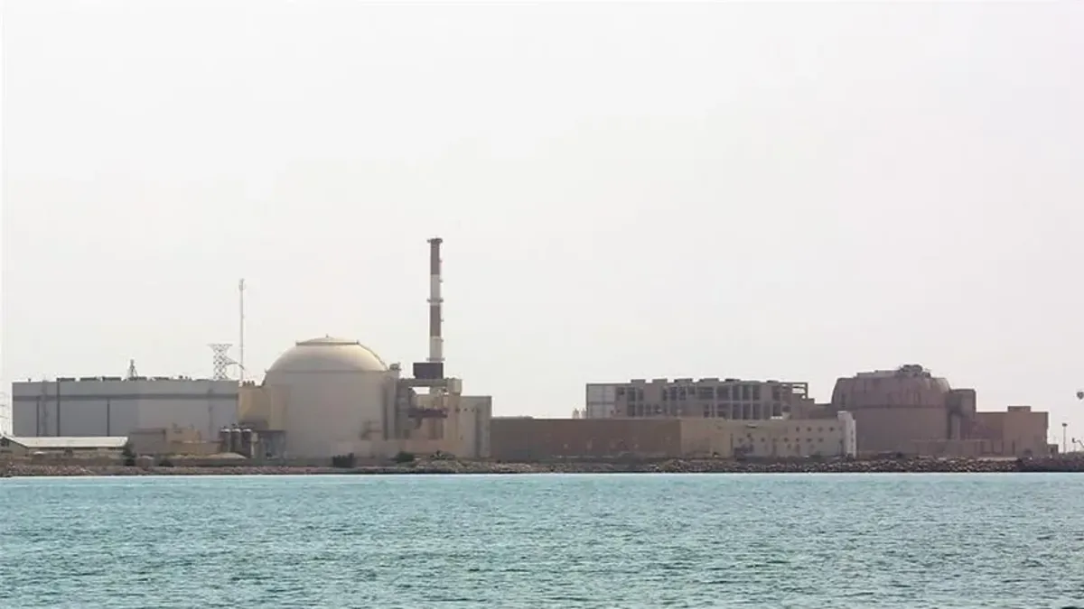 Iran responds with missile strikes on American bases... warnings in the Gulf countries