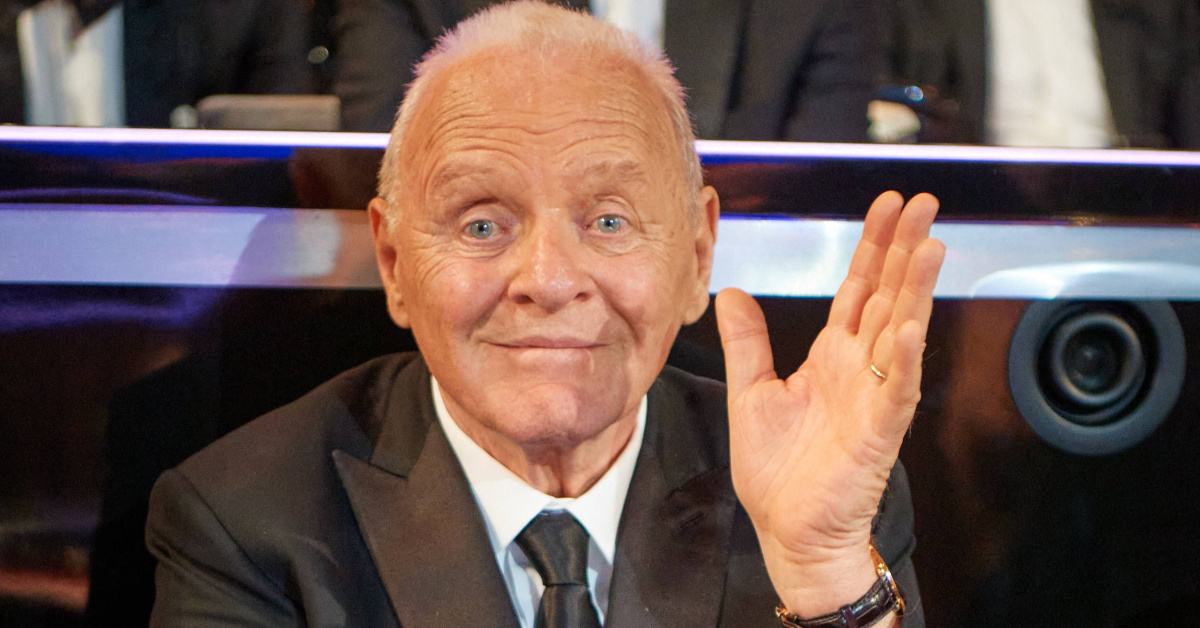 Anthony Hopkins, müzik kariyerinin ilk single'ını 88 yaşında yayınladı
