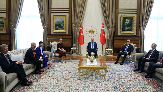 أردوغان يستقبل الممثلة العليا للاتحاد الأوروبي كايا كالاس في أنقرة