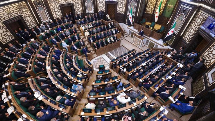سوريا تعقد أولى جلسات مجلس الشعب بعد سقوط نظام الأسد