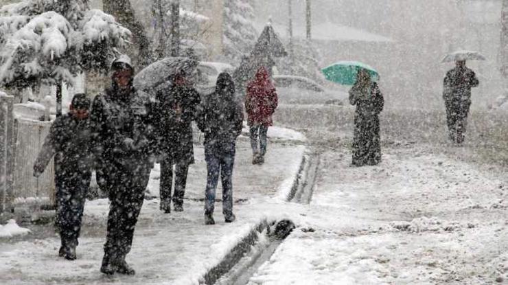 متى سيأتي الثلج إلى اسطنبول؟ خبير المناخ يجيب
