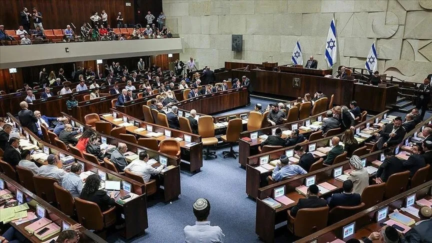 الكنيست يُقرّ تمهيدياً مشروع قانون يستهدف إسكات صوت الأذان.. والمجلس الوطني الفلسطيني يندّد