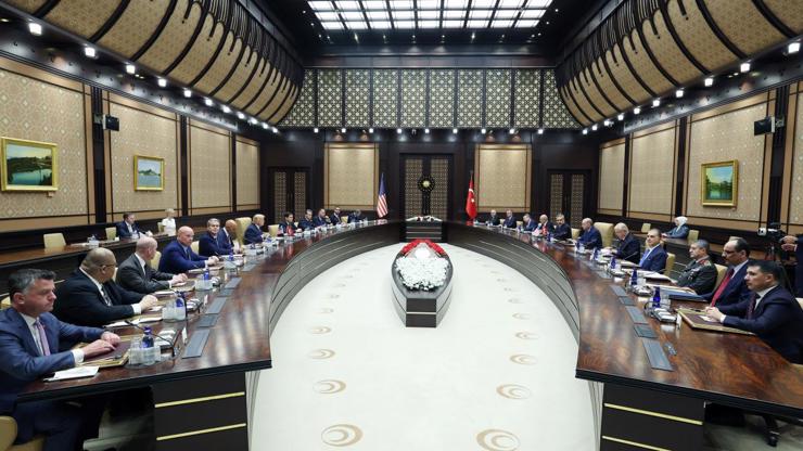 أردوغان يترأس اجتماع الوفود التركية-الأمريكية مع ترامب في أنقرة