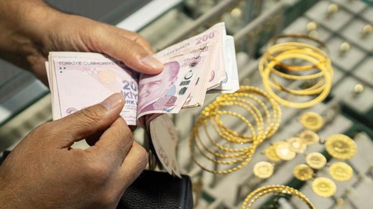 هل يرتفع الذهب مجدداً على المدى القصير؟ خبير اقتصادي يجيب