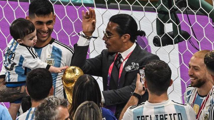 الشيف نصرت في ورطة بسبب حمله كأس العالم