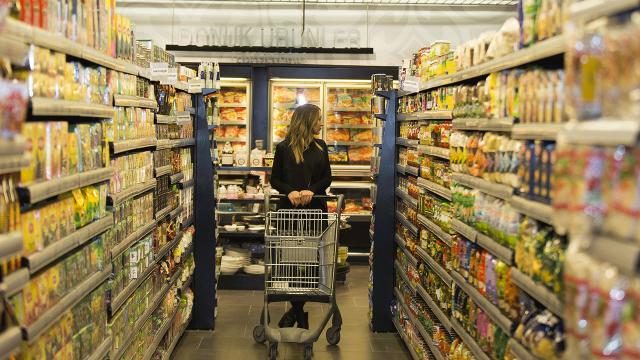 مؤشر ثقة المستهلك في تركيا يرتفع 2.5% خلال يونيو
