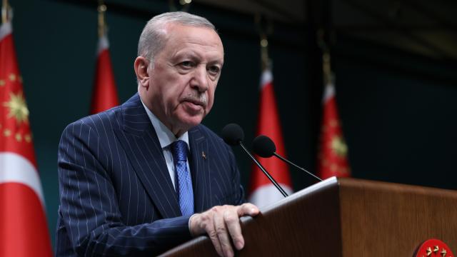 أردوغان يتصل هاتفياً برئيس الوزراء العراقي لبحث العلاقات الثنائية