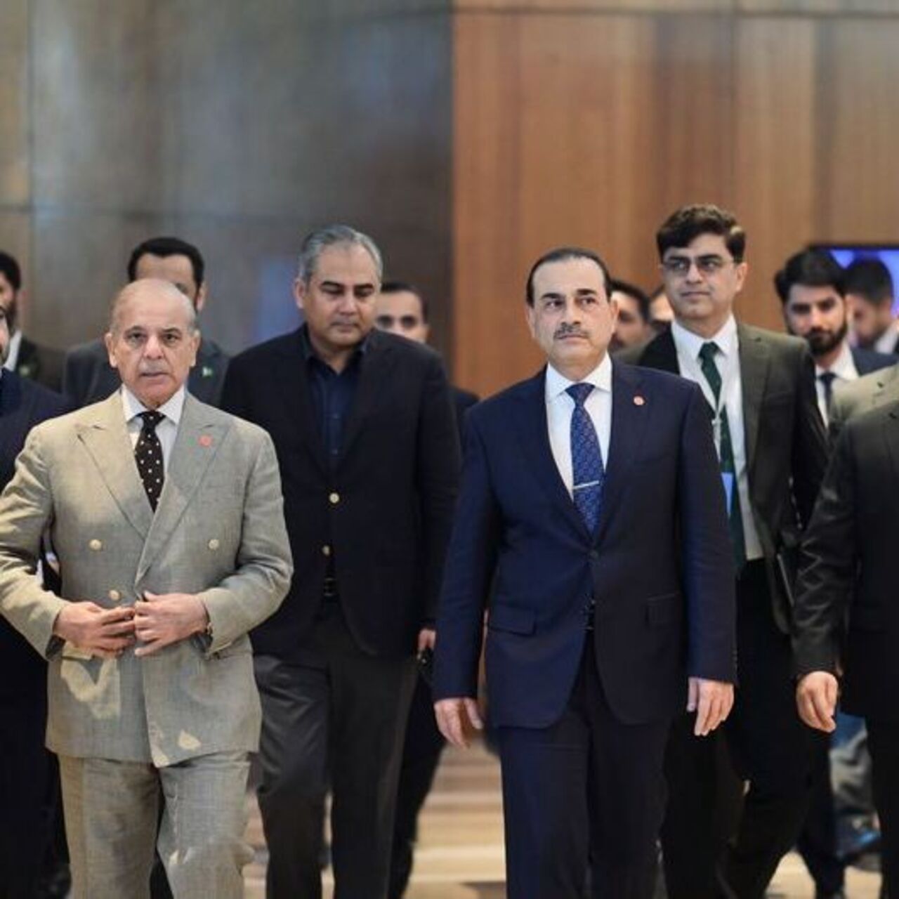 إيران: لا قيود على استخدام أموالنا المجمدة