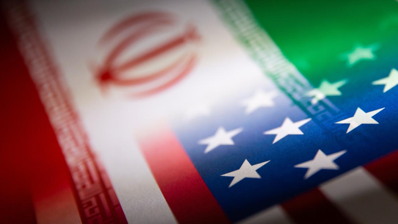 Amerika, askeri gerilimin ortasında İran petrolünü satma lisansını iptal etti