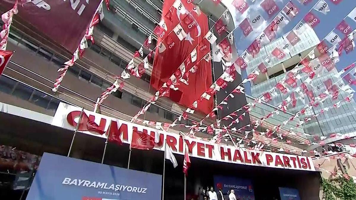 A hot July for the Turkish Republican People's Party amid escalating internal division