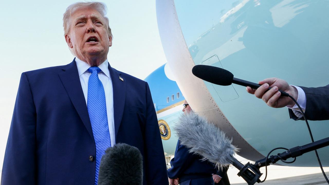 Report: Trump’s new presidential plane donated by Qatar lacks the defense systems found in the previous one