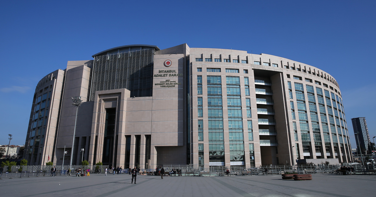 An indictment against 504 people in a “money laundering” case linked to the covered market in Istanbul