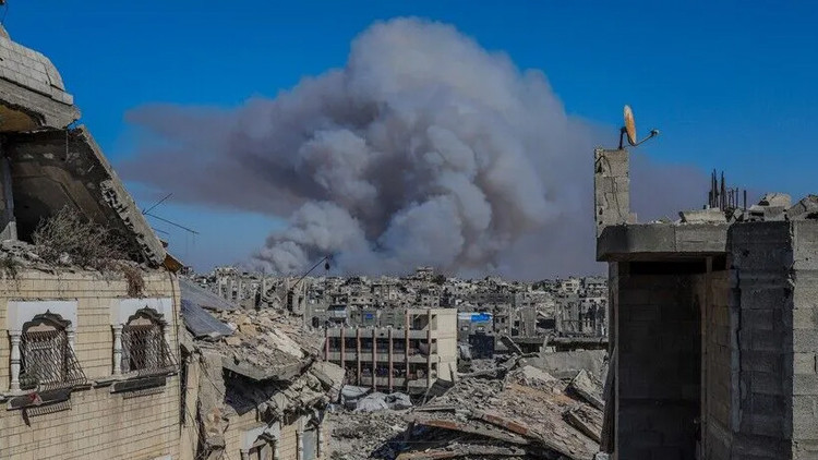 İsrail'in Gazze'ye düzenlediği insansız hava aracı saldırısında 2 kişi hayatını kaybetti