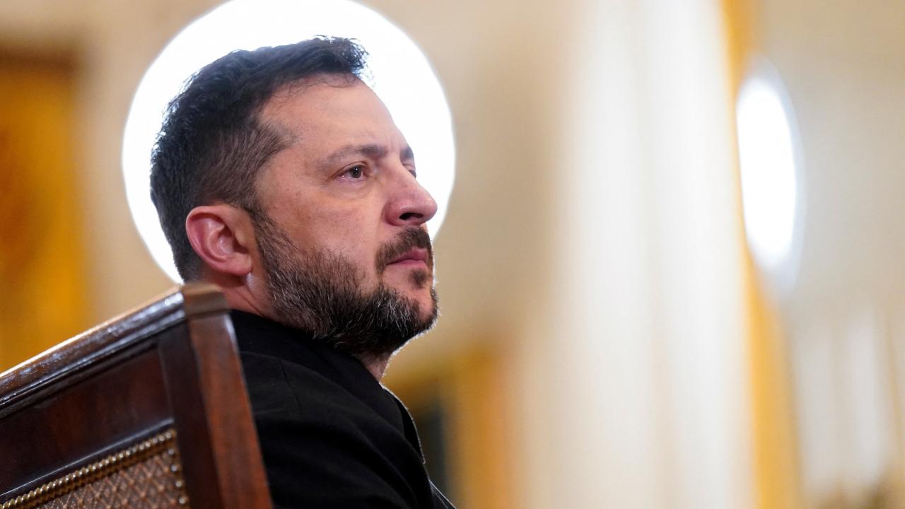 Ukrainian President Zelensky announces an imminent government reshuffle