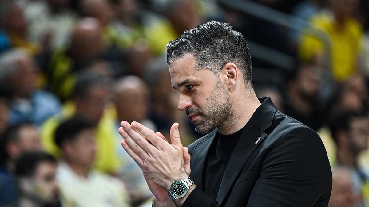 Beşiktaş, teknik direktör Dusan Alimbjevic'le sözleşmesini yeniledi